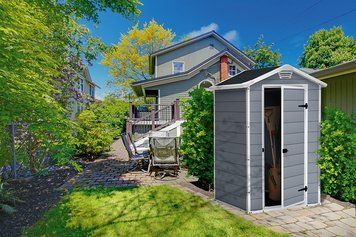 Садовий пластиковий будиночок Keter Manor 4x3 7290103659028 фото